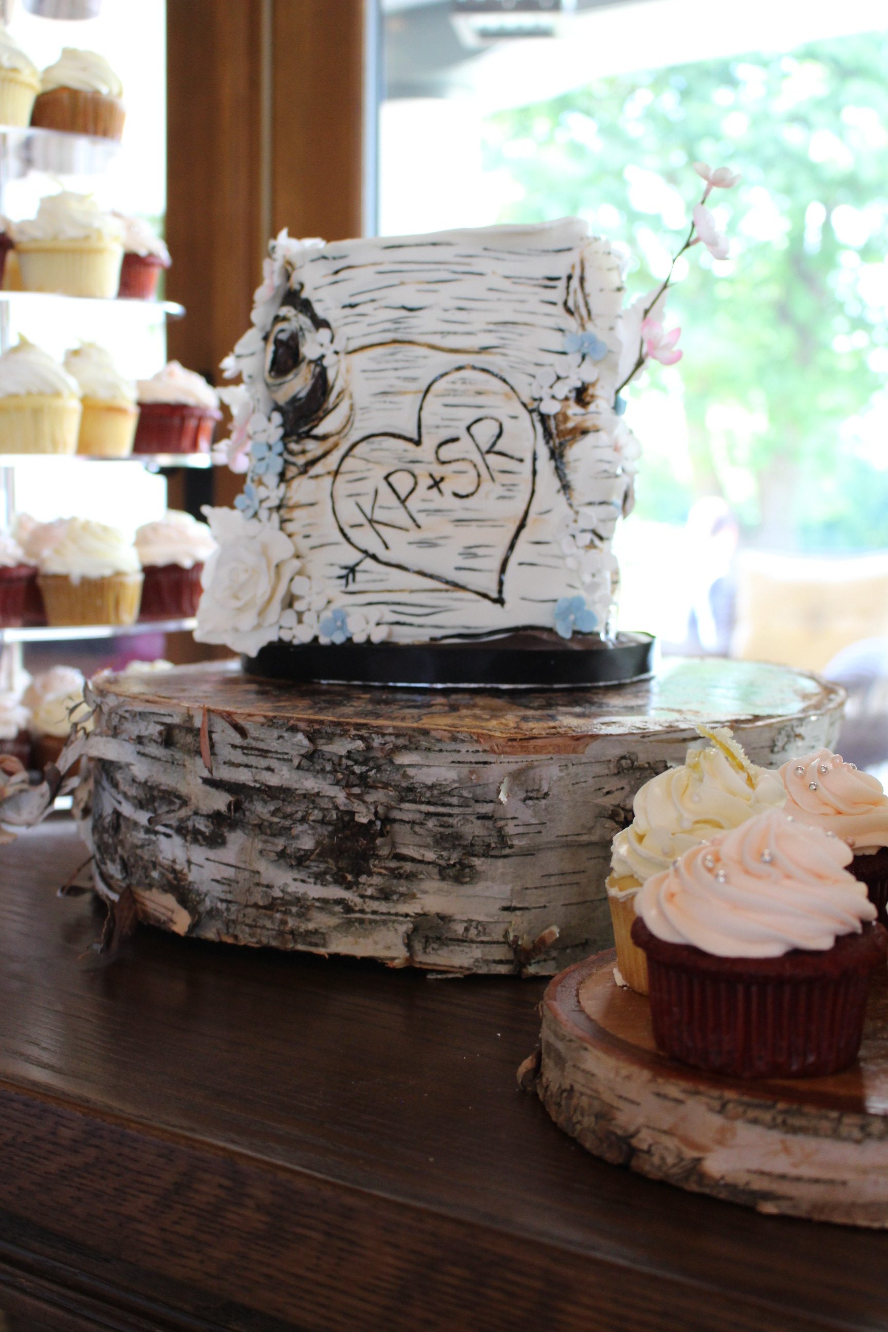 birch wedding cake, My City Cake
